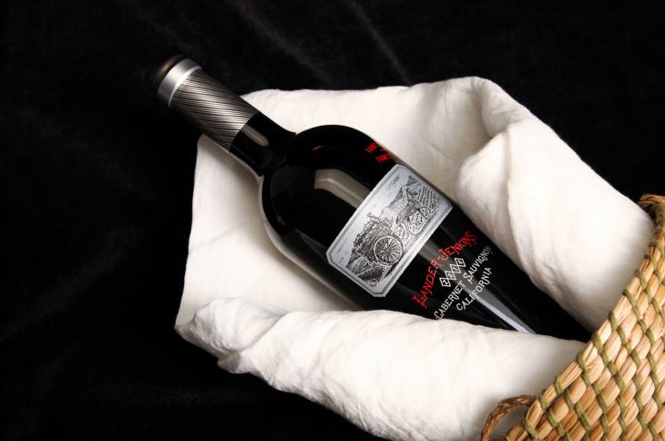 如何保證紅酒酒標(biāo)設(shè)計(jì)效果完美？