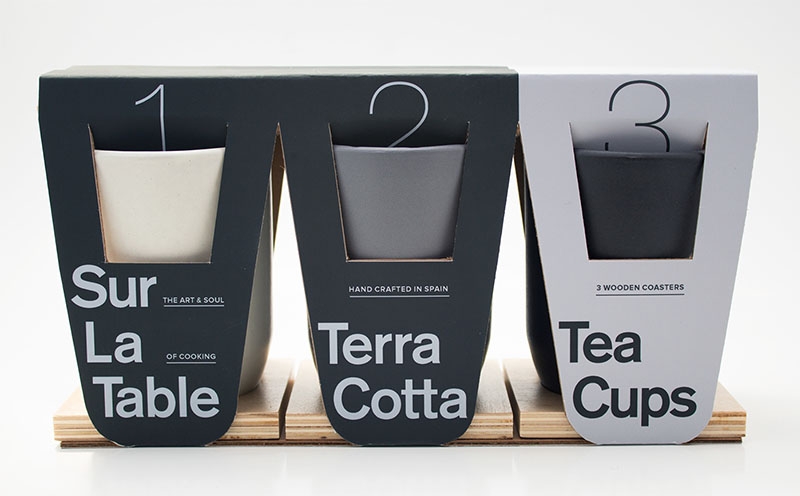 茶杯包裝設(shè)計(jì)，飲料杯包裝的設(shè)計(jì)目的是在保護(hù)茶杯完好的同時(shí)，又可以利用可回收材料