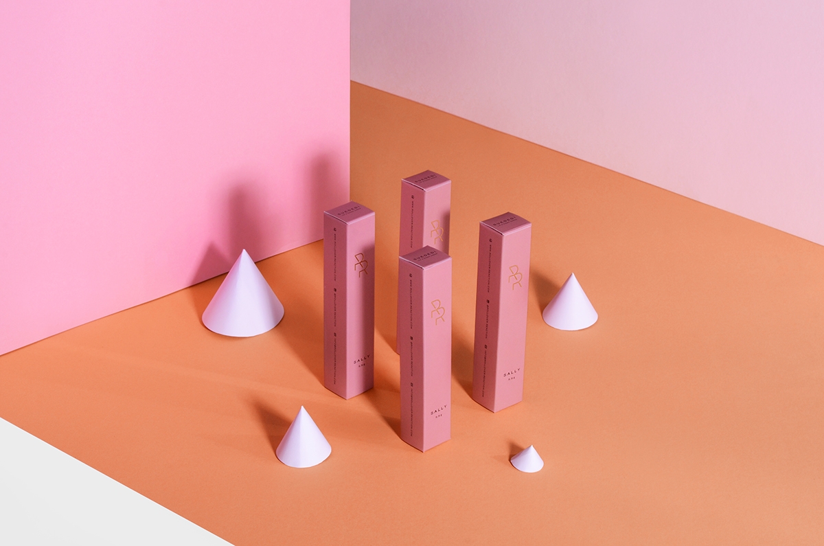 翻轉(zhuǎn)反應包裝設計，一種你無法擺脫的化妝品情緒