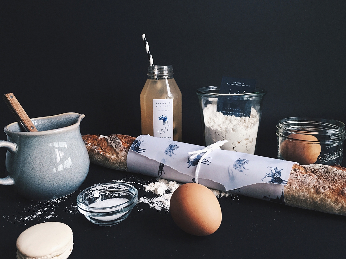 概念化早餐，面包與餅干食品飲料包裝設(shè)計(jì)