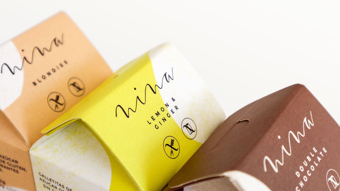 金色（香草）、巧克力色（可可和巧克力）和檸檬姜系列餅干食品包裝設計