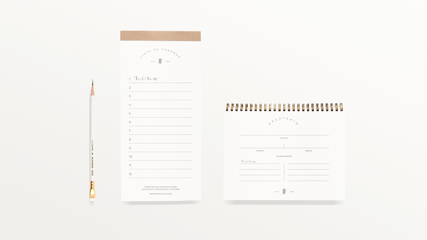 金色（香草）、巧克力色（可可和巧克力）和檸檬姜系列餅干食品包裝設計