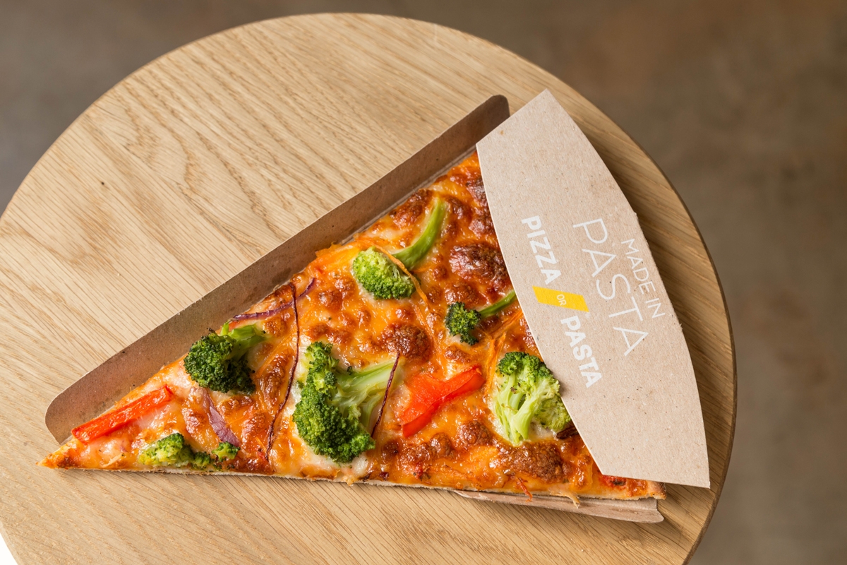 不勒斯披薩片與意大利面產(chǎn)品包裝設計